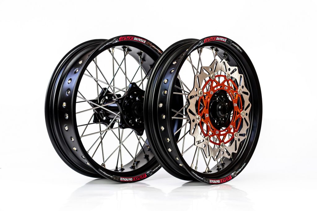 Supermoto wheel set KTM/Husqvarna 17x3.50 spindle 22mm/17x5.00 spindle 20mm black hub Enduro Expert SRS1717BKEE