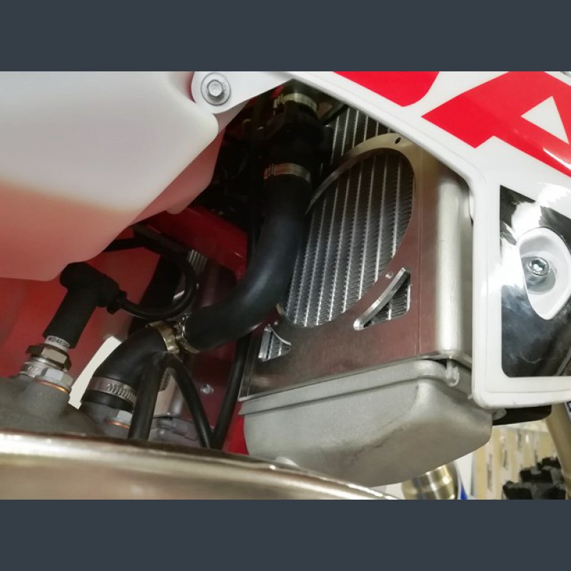 Radiator guards Gas Gas EC 250/300 18-20/ Rieju MR 250/300 21-23 P-TECH RKK008